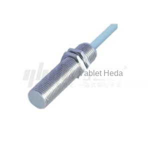 Induktív közelségérzékelő standard hengeres kvázi-öblítő telepítés közvetlen kivezető 2m/3 core wire hatékony érzékelési távolság 25mm